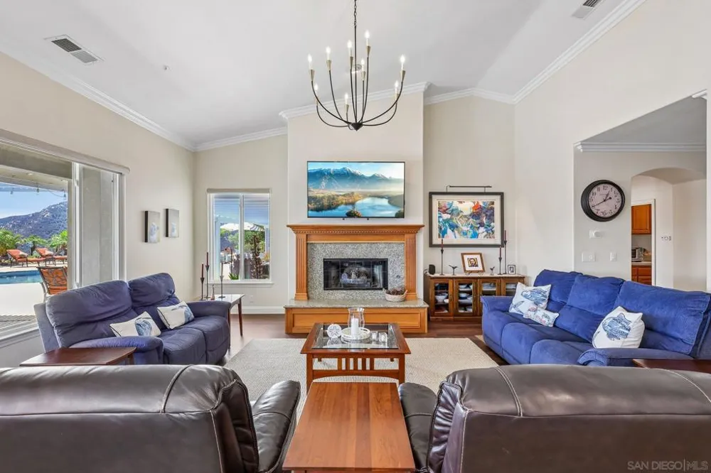 26379 Engelmann Valley Center, CA 92082