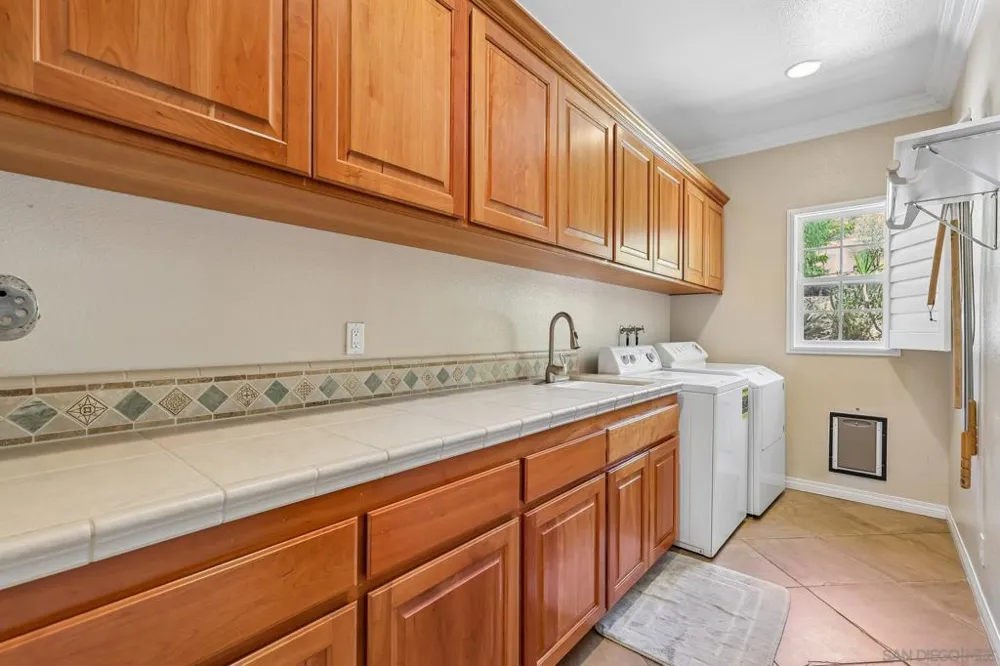 26379 Engelmann Valley Center, CA 92082