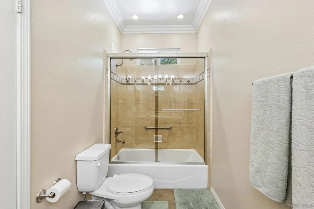 26379 Engelmann Valley Center, CA 92082