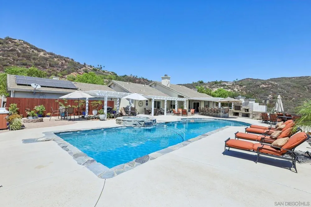 26379 Engelmann Valley Center, CA 92082