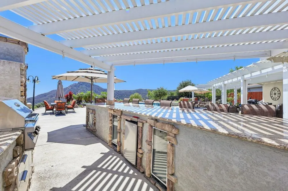 26379 Engelmann Valley Center, CA 92082