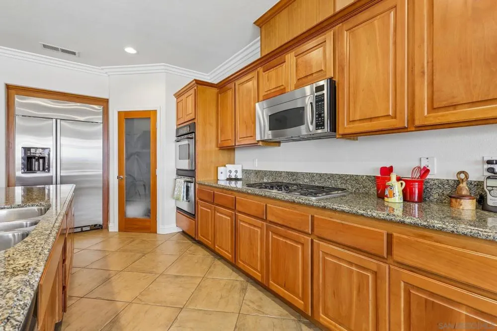 26379 Engelmann Valley Center, CA 92082