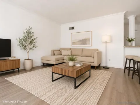 7405 Charmant Dr #1915