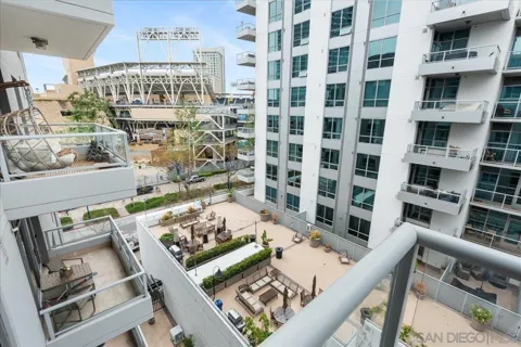 206 Park Blvd #601
