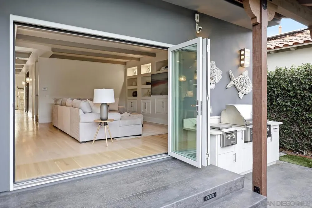 531 J Avenue Coronado, CA 92118