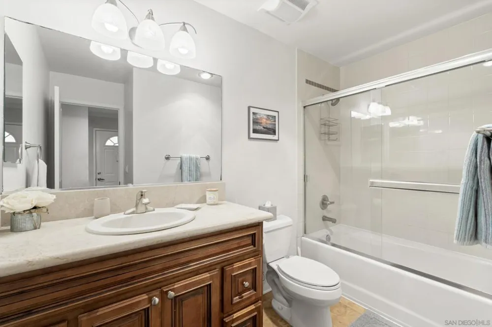 3076 Via Alicante #D La Jolla, CA 92037