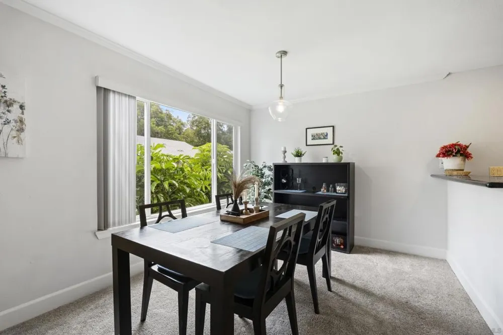 3076 Via Alicante #D La Jolla, CA 92037