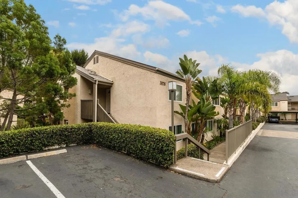 3076 Via Alicante #D La Jolla, CA 92037
