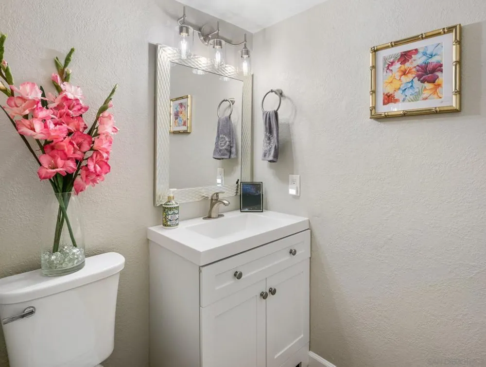 5353 Aztec Drive #12 La Mesa, CA 91942