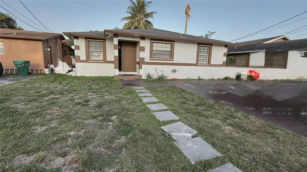 230 NW 7th Ave Dania Beach, FL 33004