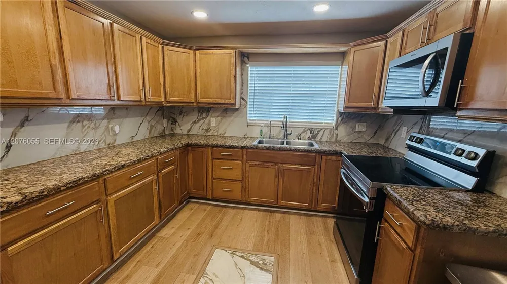 230 NW 7th Ave Dania Beach, FL 33004