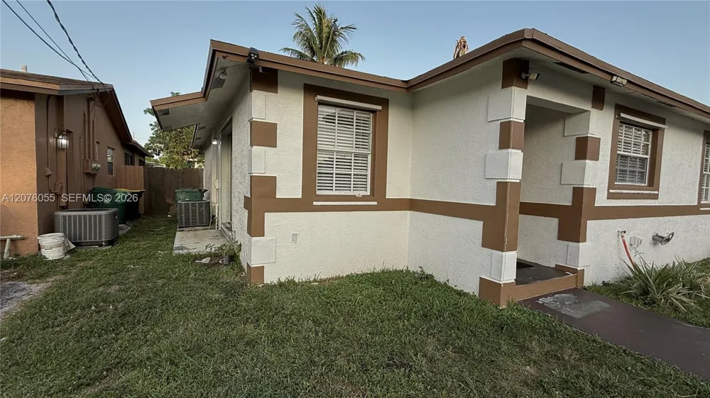 230 NW 7th Ave Dania Beach, FL 33004