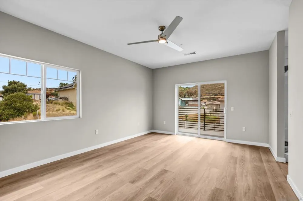 3925 Rojo Tierra Rd La Mesa, CA 91941