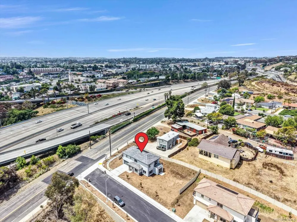 3925 Rojo Tierra Rd La Mesa, CA 91941