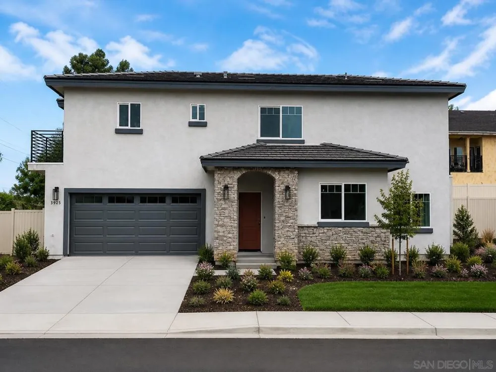 3925 Rojo Tierra Rd La Mesa, CA 91941
