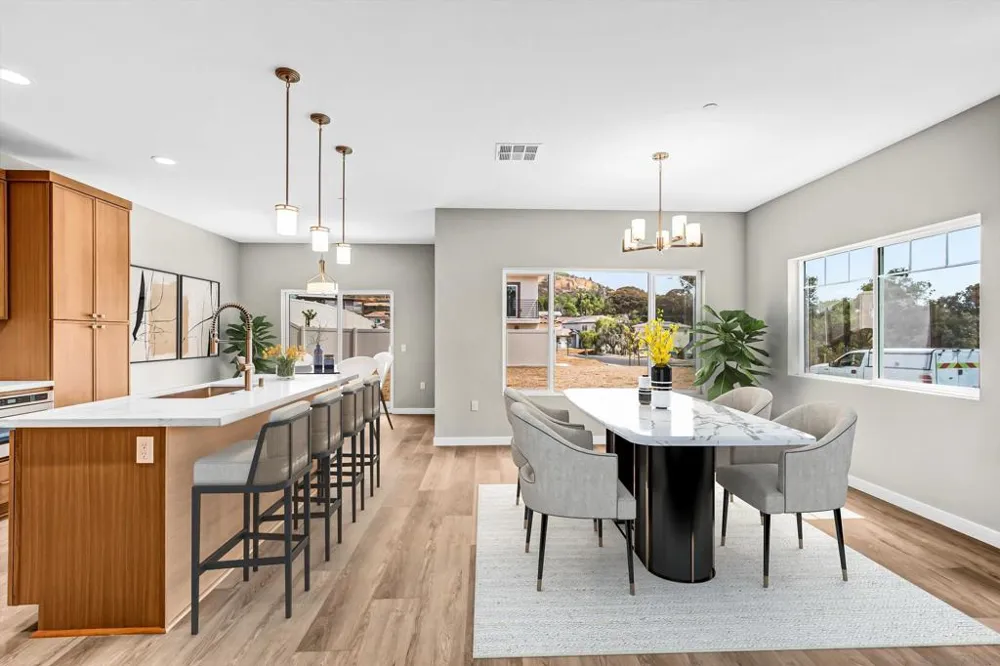 3925 Rojo Tierra Rd La Mesa, CA 91941