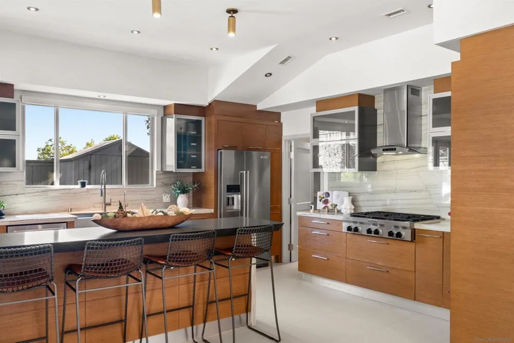 5435 Parkview Dr La Jolla, CA 92037