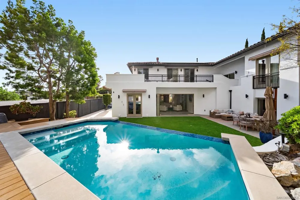 5435 Parkview Dr La Jolla, CA 92037