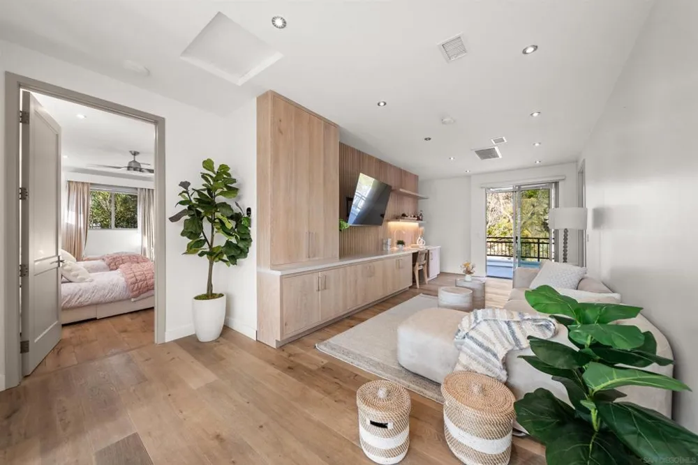 5435 Parkview Dr La Jolla, CA 92037