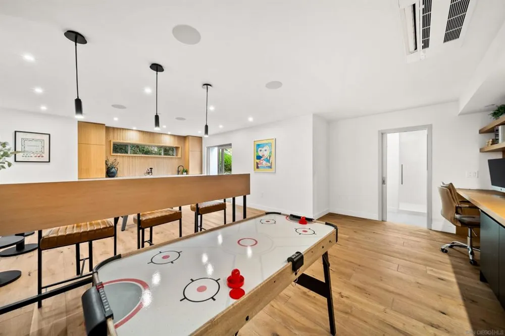 5435 Parkview Dr La Jolla, CA 92037