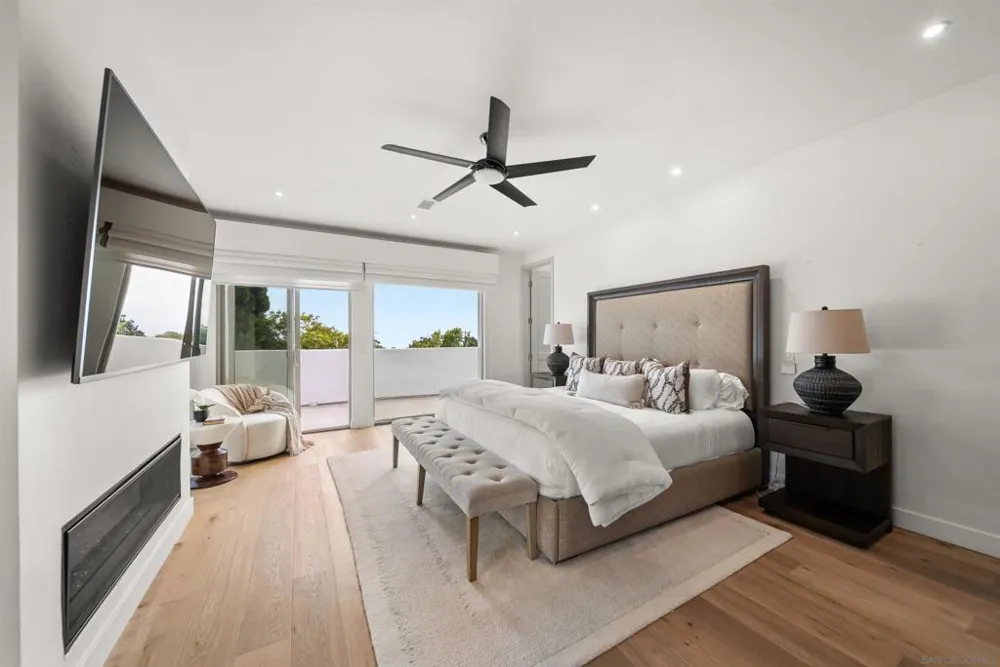 5435 Parkview Dr La Jolla, CA 92037