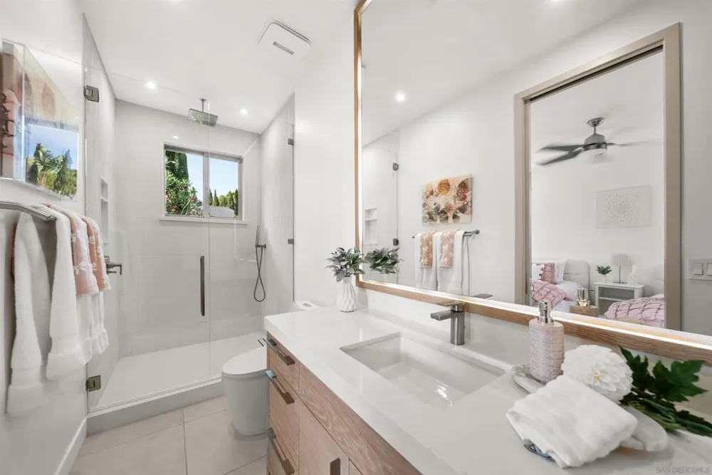 5435 Parkview Dr La Jolla, CA 92037