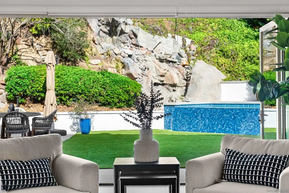 5435 Parkview Dr La Jolla, CA 92037