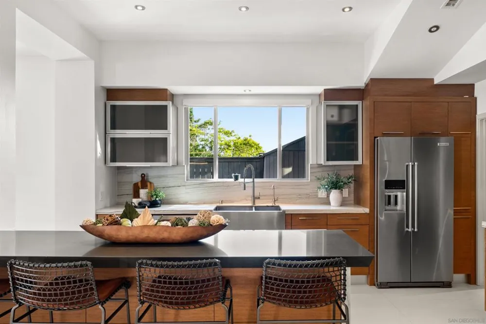 5435 Parkview Dr La Jolla, CA 92037