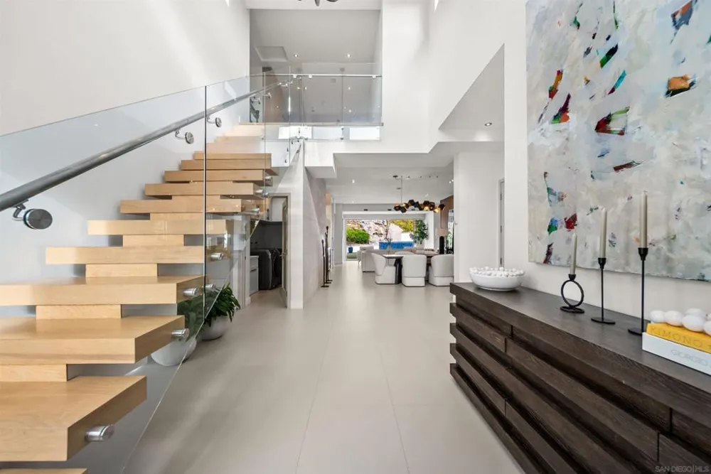 5435 Parkview Dr La Jolla, CA 92037