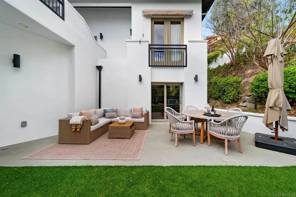 5435 Parkview Dr La Jolla, CA 92037