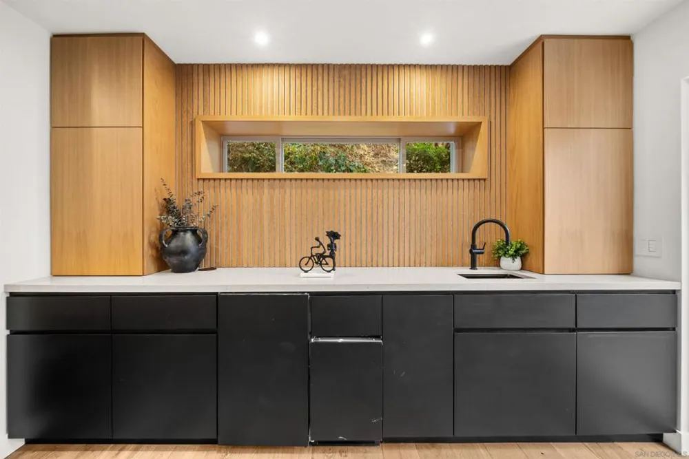 5435 Parkview Dr La Jolla, CA 92037