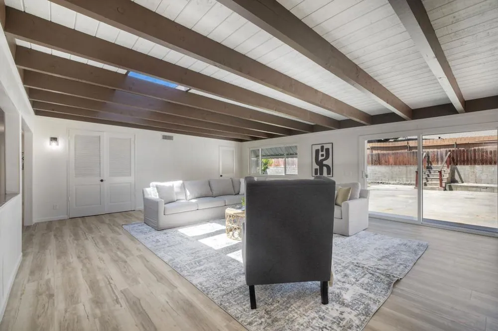 750 Melrose Pl Vista, CA 92083