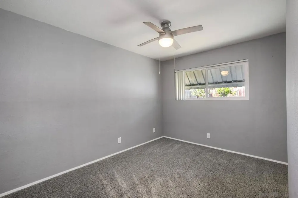 750 Melrose Pl Vista, CA 92083
