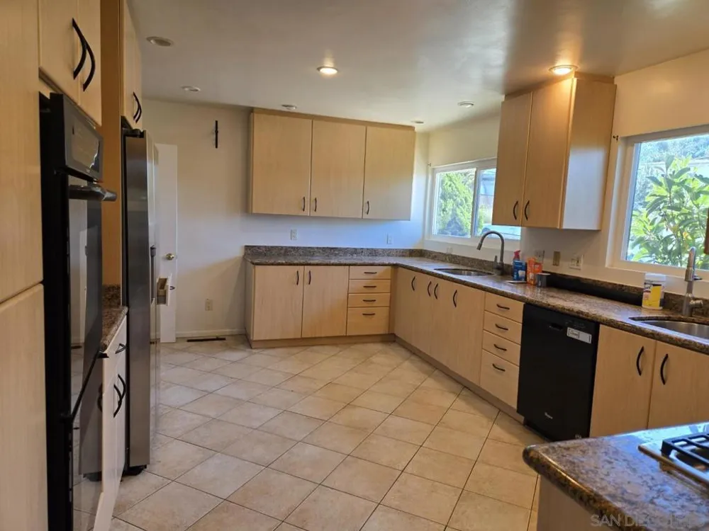 5310 Prosperity San Diego, CA 92115