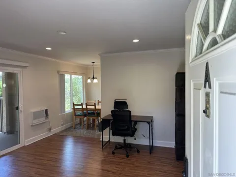 8521 Villa La Jolla #A