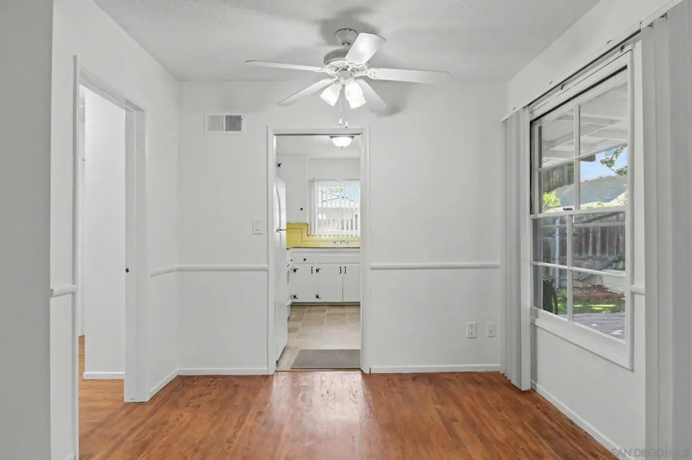 7037 Hillsboro San Diego, CA 92120