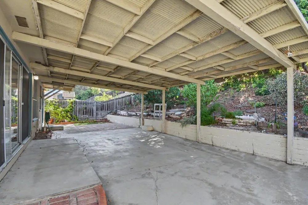 7037 Hillsboro San Diego, CA 92120