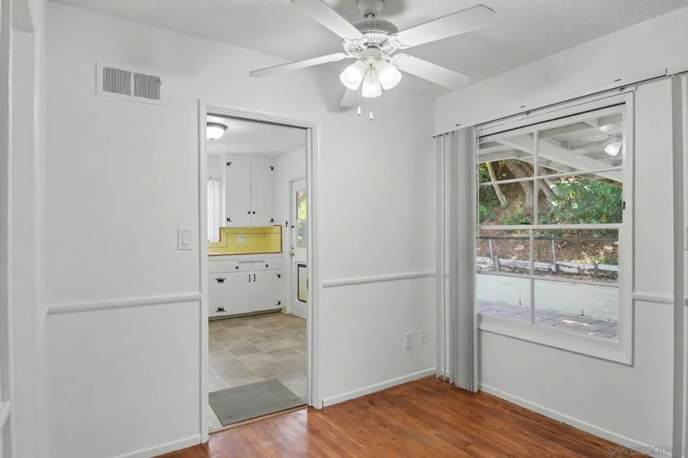 7037 Hillsboro San Diego, CA 92120