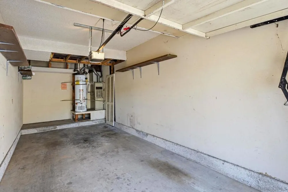 3654 Avocado Village Ct. #57 La Mesa, CA 91941