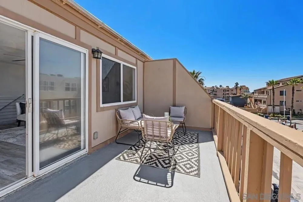 686 Seacoast Dr. Imperial Beach, CA 91932
