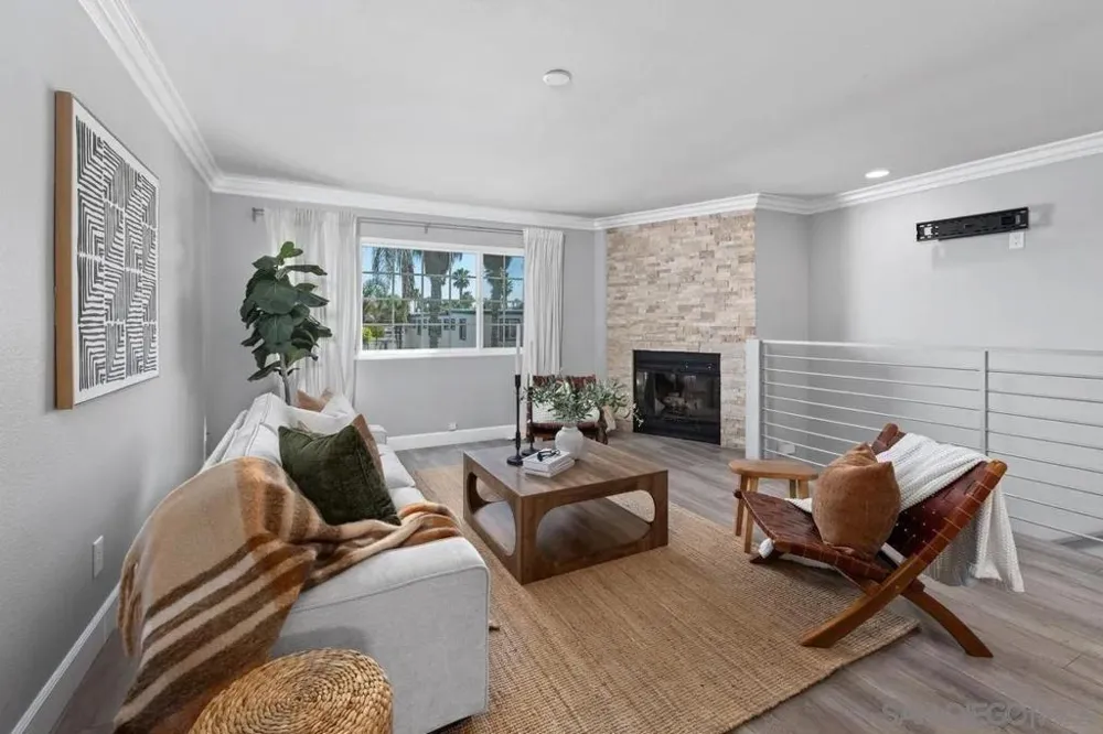686 Seacoast Dr. Imperial Beach, CA 91932