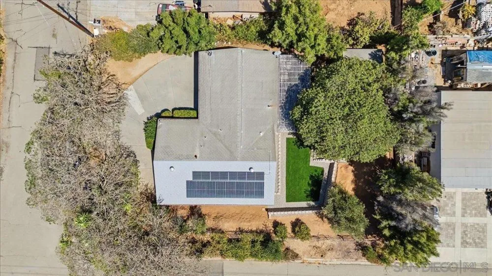 860 Magarian Rd Fallbrook, CA 92028