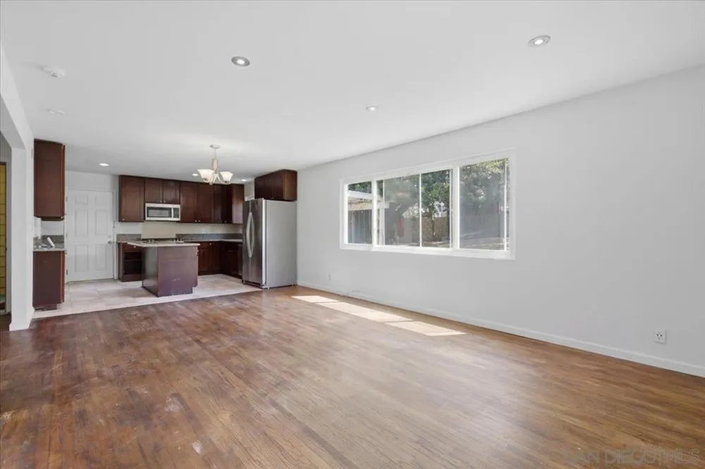 860 Magarian Rd Fallbrook, CA 92028
