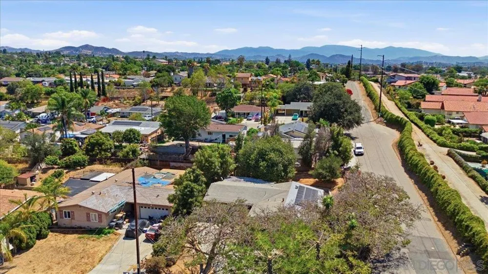 860 Magarian Rd Fallbrook, CA 92028