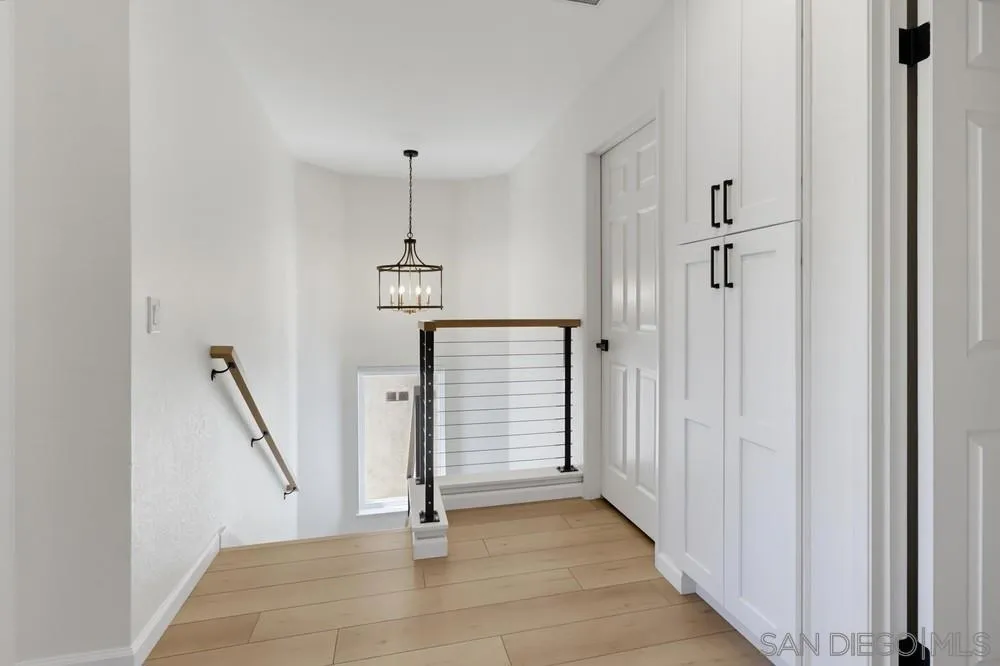 4966 Corte Playa Palmera San Diego, CA 92124