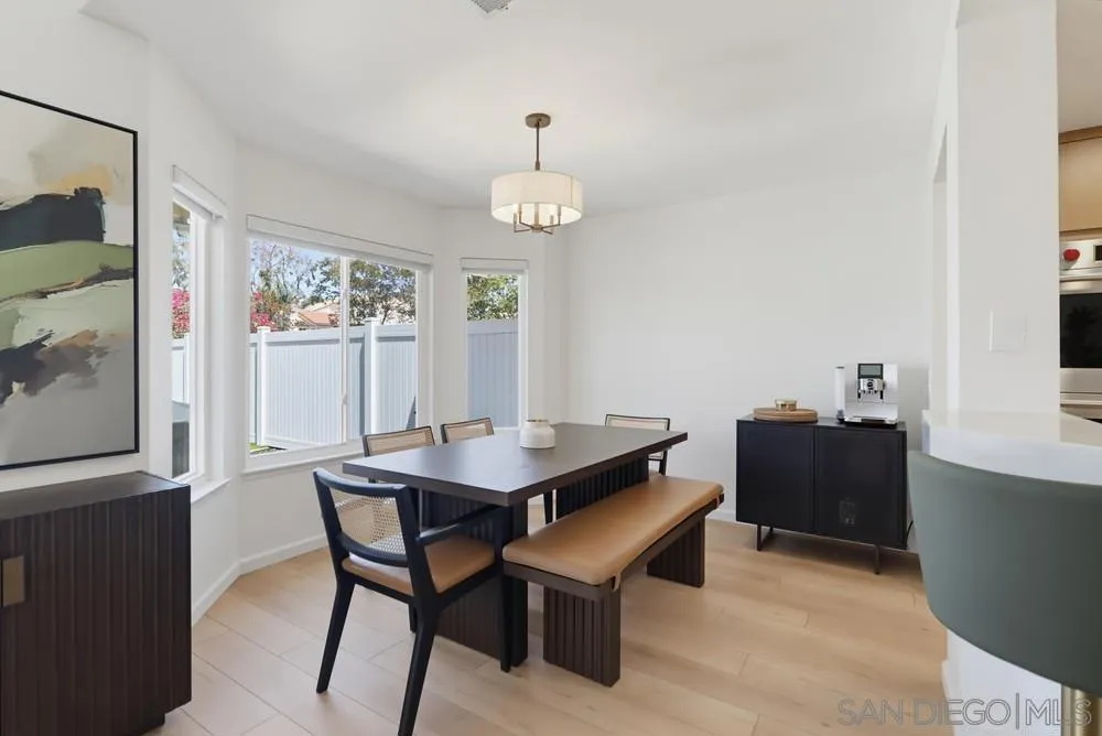 4966 Corte Playa Palmera San Diego, CA 92124