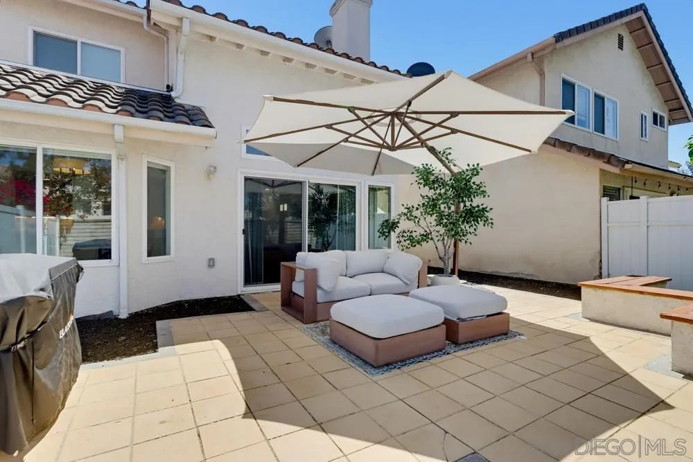 4966 Corte Playa Palmera San Diego, CA 92124