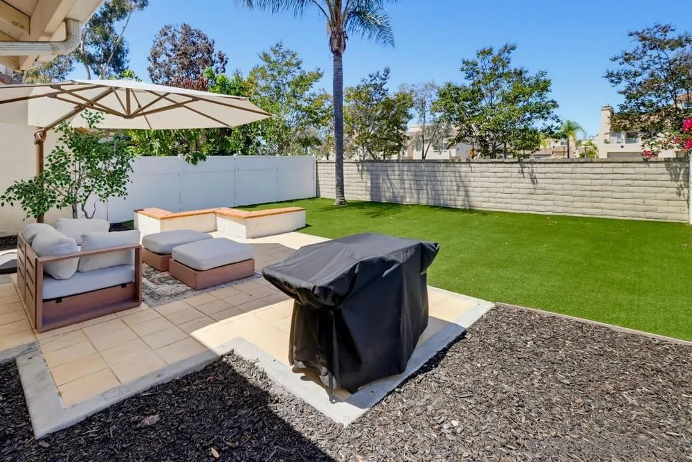 4966 Corte Playa Palmera San Diego, CA 92124