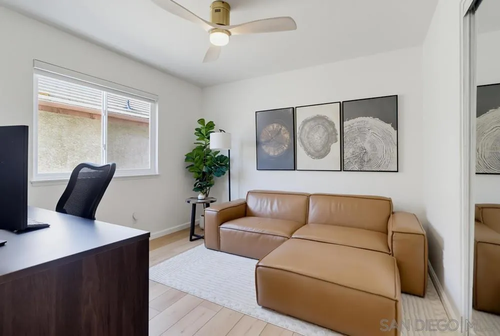 4966 Corte Playa Palmera San Diego, CA 92124