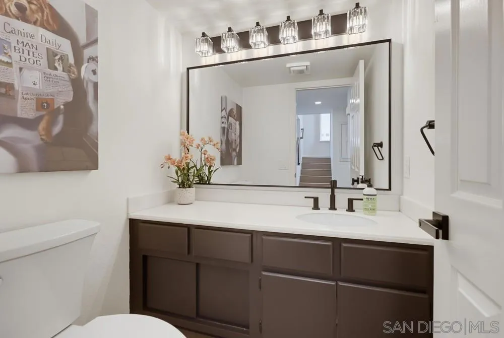 4966 Corte Playa Palmera San Diego, CA 92124